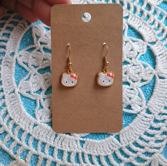 Hello kitty earrings - Picture 4 of 6